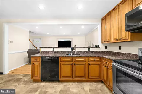 7965 Tick Neck Rd, Pasadena, MD 21122 photo 9