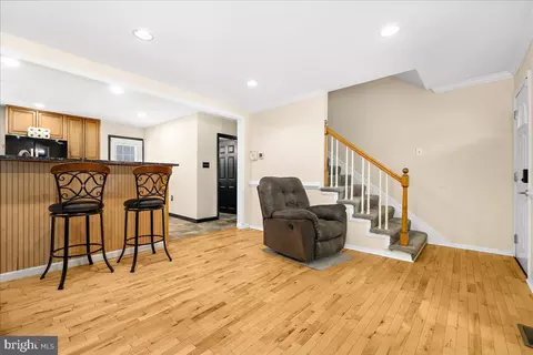 7965 Tick Neck Rd, Pasadena, MD 21122 photo 4