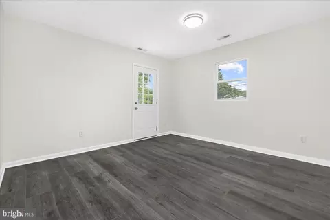 7965 Tick Neck Rd, Pasadena, MD 21122 photo 49