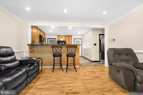 7965 Tick Neck Rd, Pasadena, MD 21122 photo 5