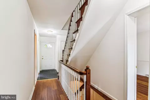 476 Colonial Ridge Ln, Arnold, MD 21012 photo 5