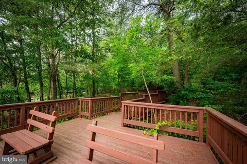 Exterior - 1337 Blackwalnut Ct, Annapolis, MD 21403 photo 9 of 10