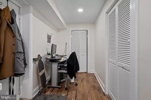 Entry Way - 1337 Blackwalnut Ct, Annapolis, MD 21403 photo 3 of 3