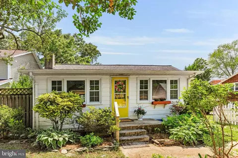 Exterior - 735 Shore Dr, Edgewater, MD 21037 photo 1 of 5