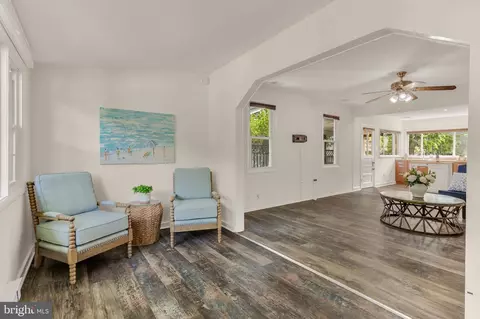 Entry Way - 735 Shore Dr, Edgewater, MD 21037 photo 1 of 3