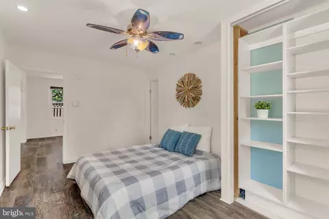 Bedroom - 735 Shore Dr, Edgewater, MD 21037 photo 5 of 5
