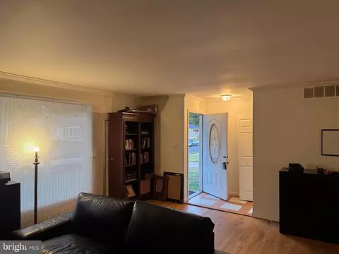 250 Marganza Ave S, Laurel, MD 20724