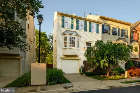 2510 Smoketree Ln, Crofton, MD 21114