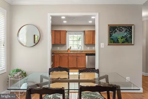 Dining - 23 Linden Ave, Annapolis, MD 21401 photo 3 of 3