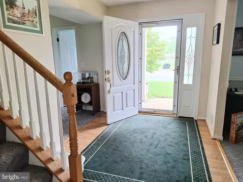 Entry Way - 839 Shore Dr, Edgewater, MD 21037 photo 1 of 3