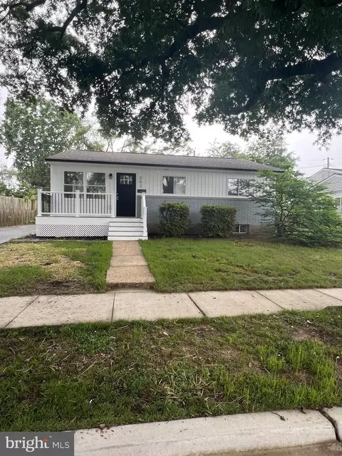 202 Hollywood Ct, Glen Burnie, MD 21060