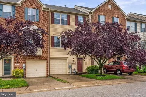 820 Oriole Ave, Glen Burnie, MD 21060