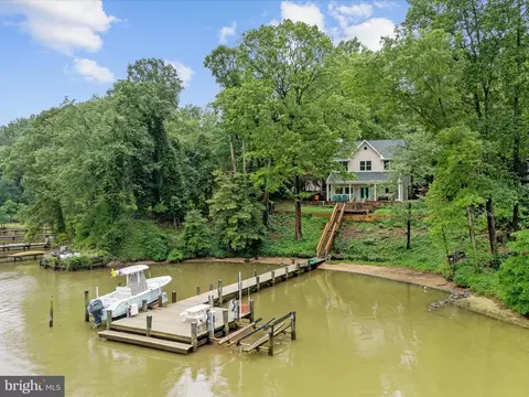 1018 Plum Creek Dr, Crownsville, MD 21032