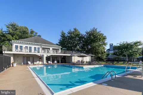Exterior - 1241 Cherry Tree Ln, Annapolis, MD 21403 photo 9 of 9