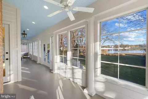 Exterior - 1241 Cherry Tree Ln, Annapolis, MD 21403 photo 4 of 9