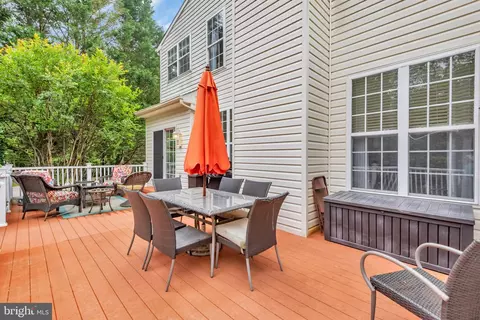 Exterior - 8139 Showcase Ct, Pasadena, MD 21122 photo 12 of 13