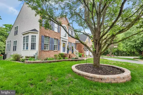 Exterior - 8139 Showcase Ct, Pasadena, MD 21122 photo 3 of 13