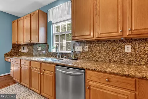 Kitchen - 8139 Showcase Ct, Pasadena, MD 21122 photo 3 of 6