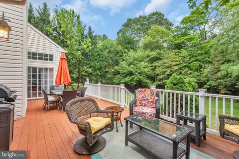 Exterior - 8139 Showcase Ct, Pasadena, MD 21122 photo 9 of 13