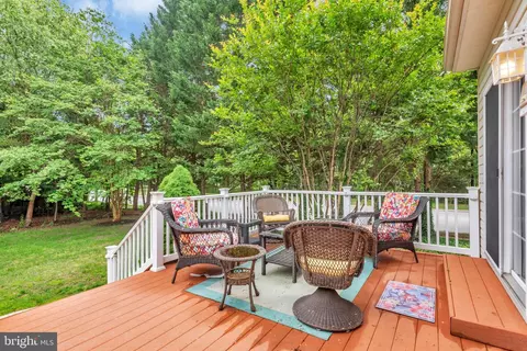 Exterior - 8139 Showcase Ct, Pasadena, MD 21122 photo 8 of 13