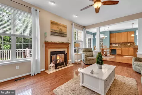 Living - 8139 Showcase Ct, Pasadena, MD 21122 photo 2 of 2