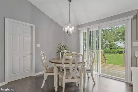 Dining - 402 Bay View Dr, Edgewater, MD 21037 photo 1 of 1