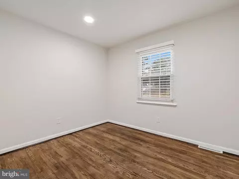 Bedroom - 7604 Mccarron Ct, Hanover, MD 21076 photo 6 of 7