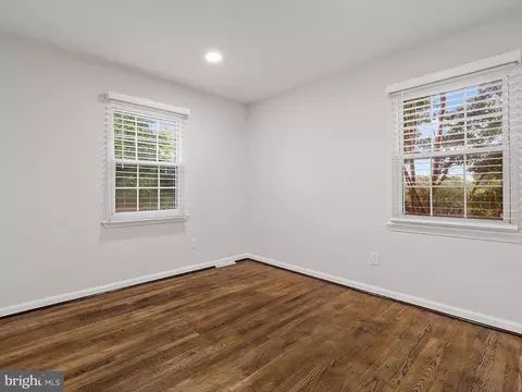 Bedroom - 7604 Mccarron Ct, Hanover, MD 21076 photo 4 of 7