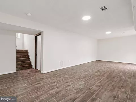 Living - 7604 Mccarron Ct, Hanover, MD 21076 photo 5 of 9