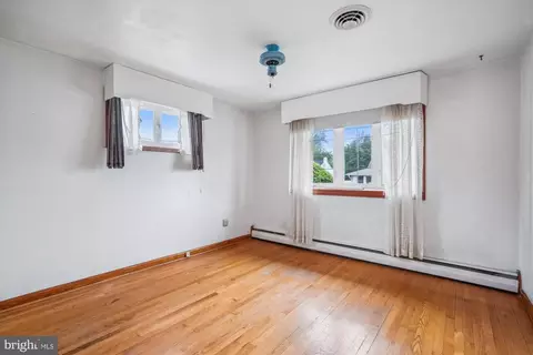 Other - 218 Dale Rd, Pasadena, MD 21122 photo 2 of 11