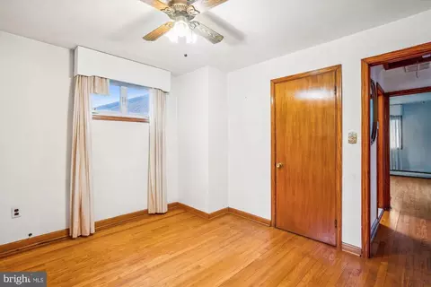 Bedroom - 218 Dale Rd, Pasadena, MD 21122 photo 3 of 4