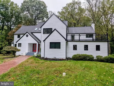 15 E Nap Ln, Annapolis, MD 21409