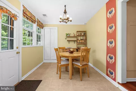 Dining - 202 Lakeview Ave, Edgewater, MD 21037 photo 1 of 3