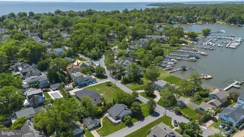 View/Area - 43 E Lake Dr, Annapolis, MD 21403 photo 1 of 4
