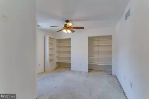 Bedroom - 7607 Stoney Harbor Ct, Pasadena, MD 21122 photo 5 of 11