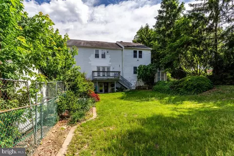 Exterior - 7607 Stoney Harbor Ct, Pasadena, MD 21122 photo 13 of 23