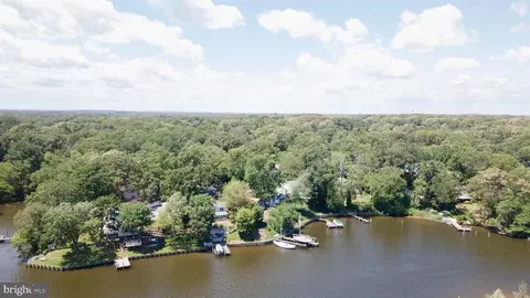 555 Riverside Dr, Pasadena, MD 21122 photo 8
