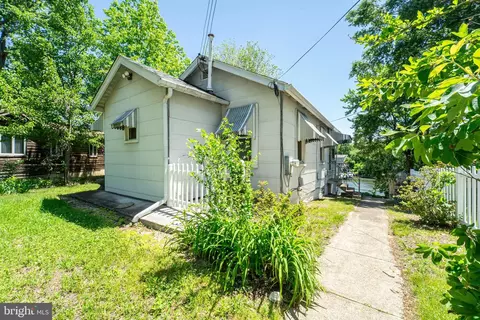 555 Riverside Dr, Pasadena, MD 21122 photo 16