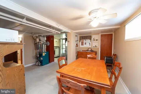 555 Riverside Dr, Pasadena, MD 21122 photo 39