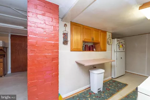 555 Riverside Dr, Pasadena, MD 21122 photo 33