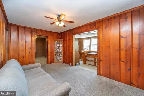 555 Riverside Dr, Pasadena, MD 21122 photo 24
