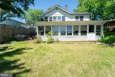 555 Riverside Dr, Pasadena, MD 21122 photo 12