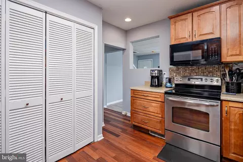 7795 Central Ave, Pasadena, MD 21122 photo 10