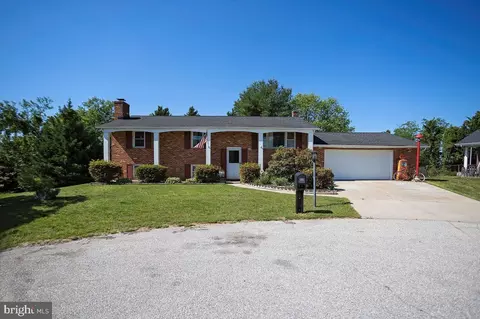 575 Hamella Ct, Millersville, MD 21108