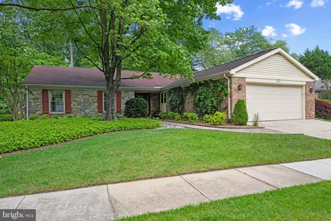 2569 Golfers Ridge Rd, Annapolis, MD 21401