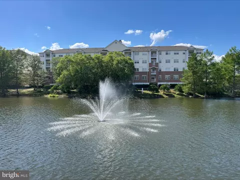 2607 Chapel Lake Dr #108, Gambrills, MD 21054