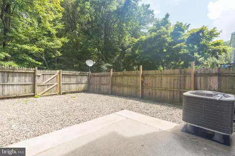 2054 Forest Hill Ln, Crofton, MD 21114 photo 25