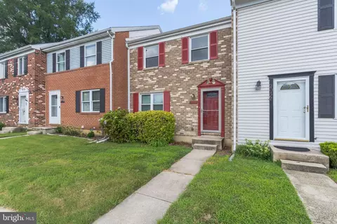 2054 Forest Hill Ln, Crofton, MD 21114