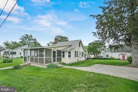 Exterior - 3963 Ramsey Dr, Edgewater, MD 21037 photo 3 of 3