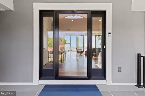 Entry Way - 2514 Lyon Dr, Annapolis, MD 21403 photo 1 of 7